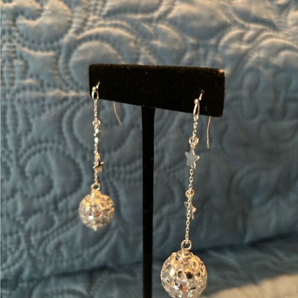 NEW Iron Orchid Studio
Stars & Disco Ball Silver Tone Earrings - Picture 6 of 9